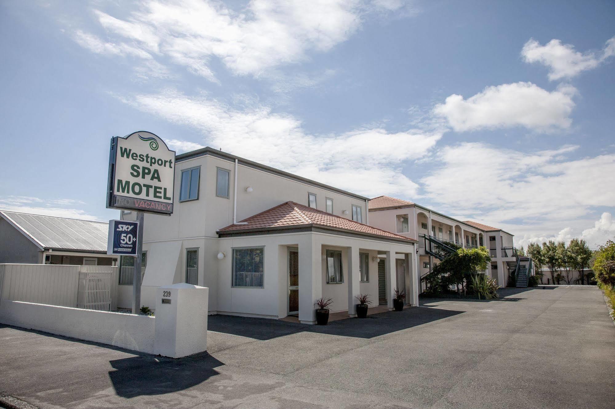 Westport Spa Motel Exterior foto